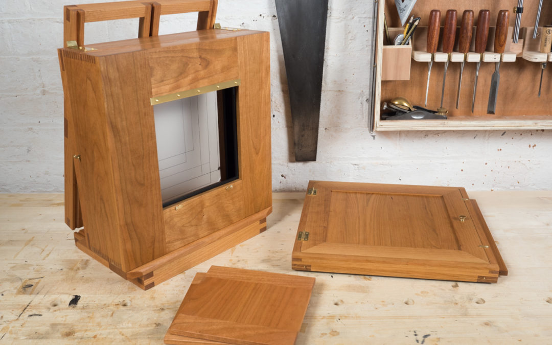 12×10 Tailboard Camera