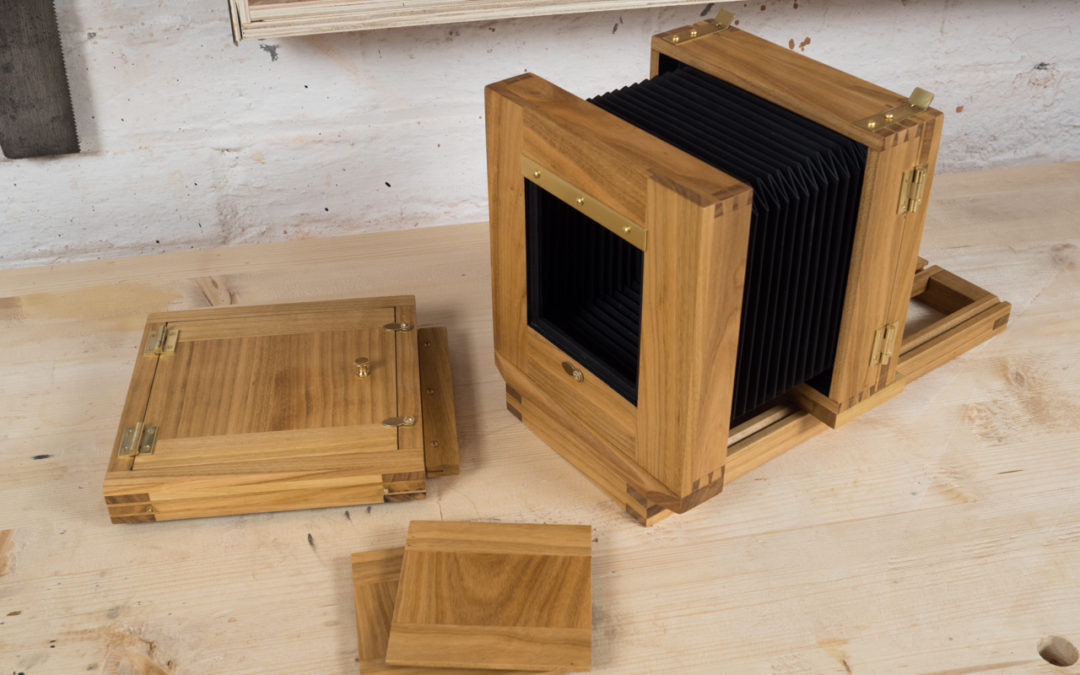 5×4 Tailboard Camera