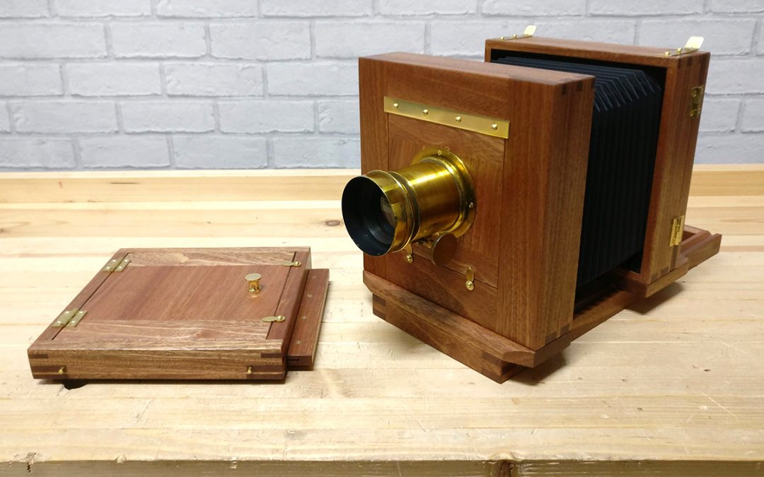 5×4 Tailboard Camera