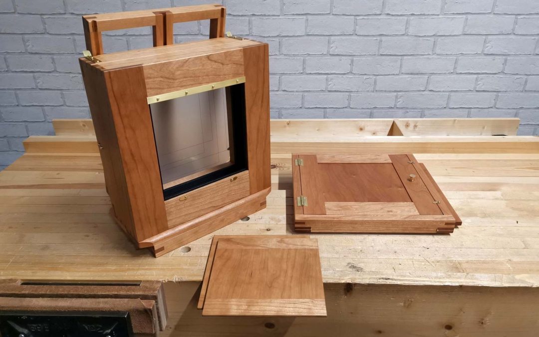 10×8 Cherry Tailboard Camera