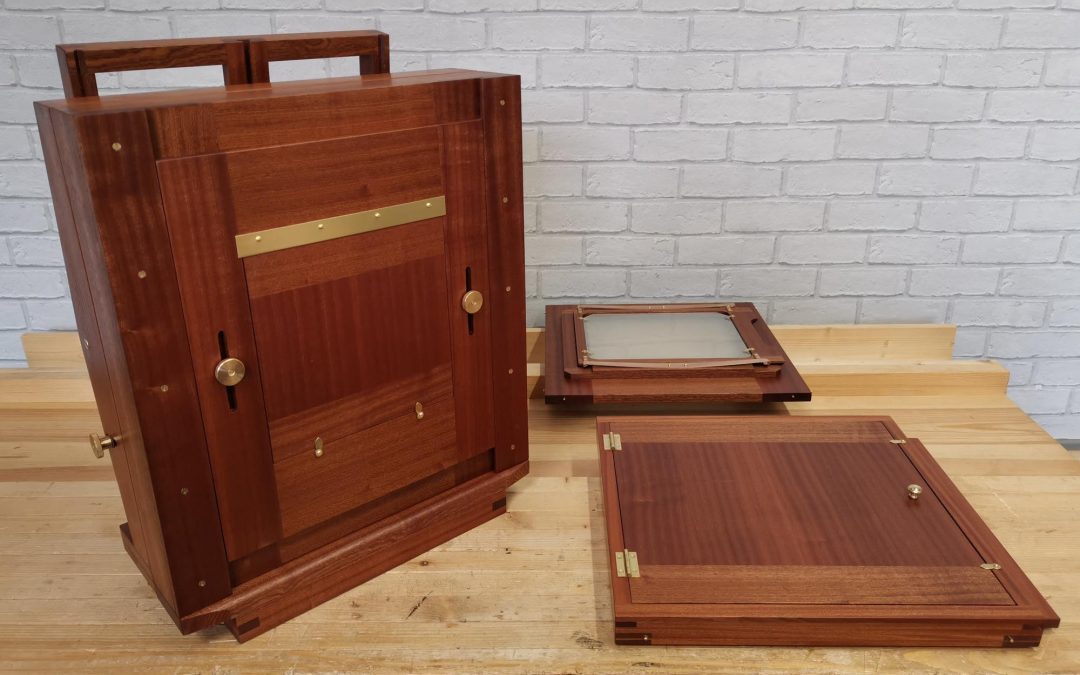 10×12 Tailboard Camera with Movements